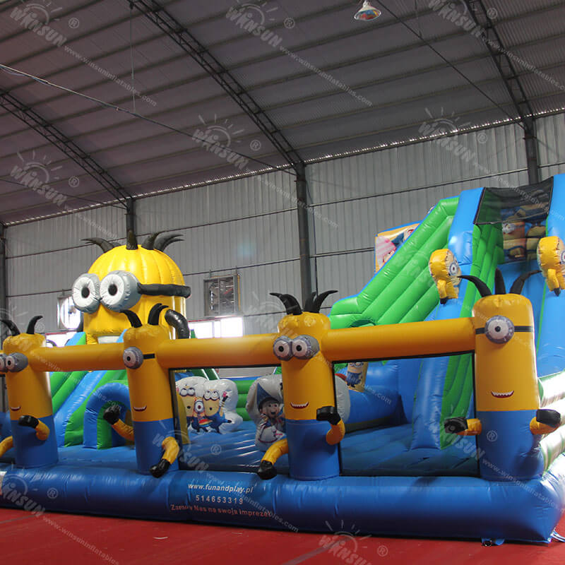 Minions Gonflable Fun City